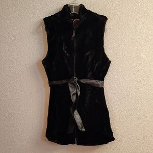 NEW J. McLaughlin Black Faux Fur Vest